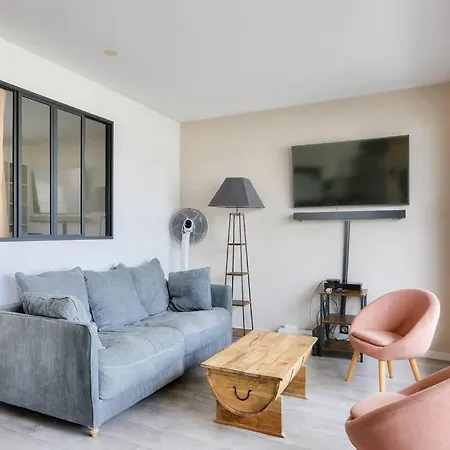 Apartament Avec Balcon Et Parking A 1min Du Metro *
