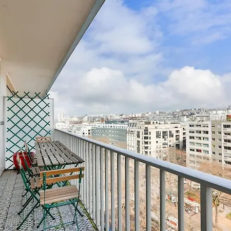 Apartament Avec Balcon Et Parking A 1min Du Metro Paryż